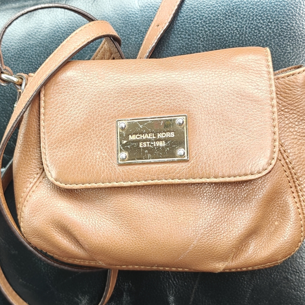Michael Kors Tan Leather Crossbody Bag - Picture 2 of 16
